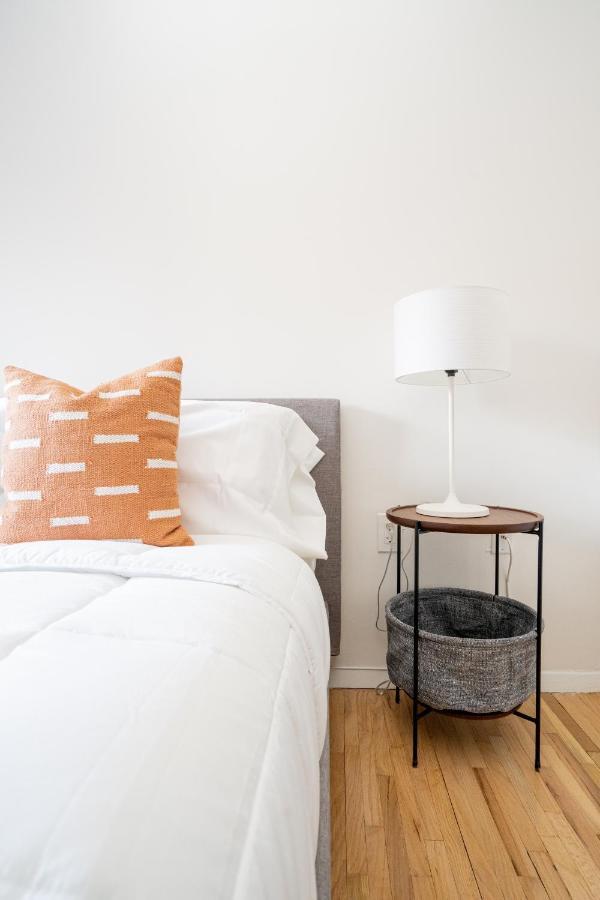 Midtown South Apartments 30 Day Rentals Нью-Йорк Экстерьер фото